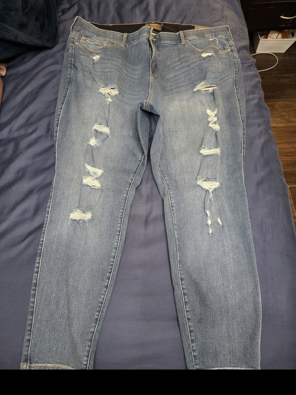 torrid Light Blue Distressed Bombshell Skinny Jeans NWT